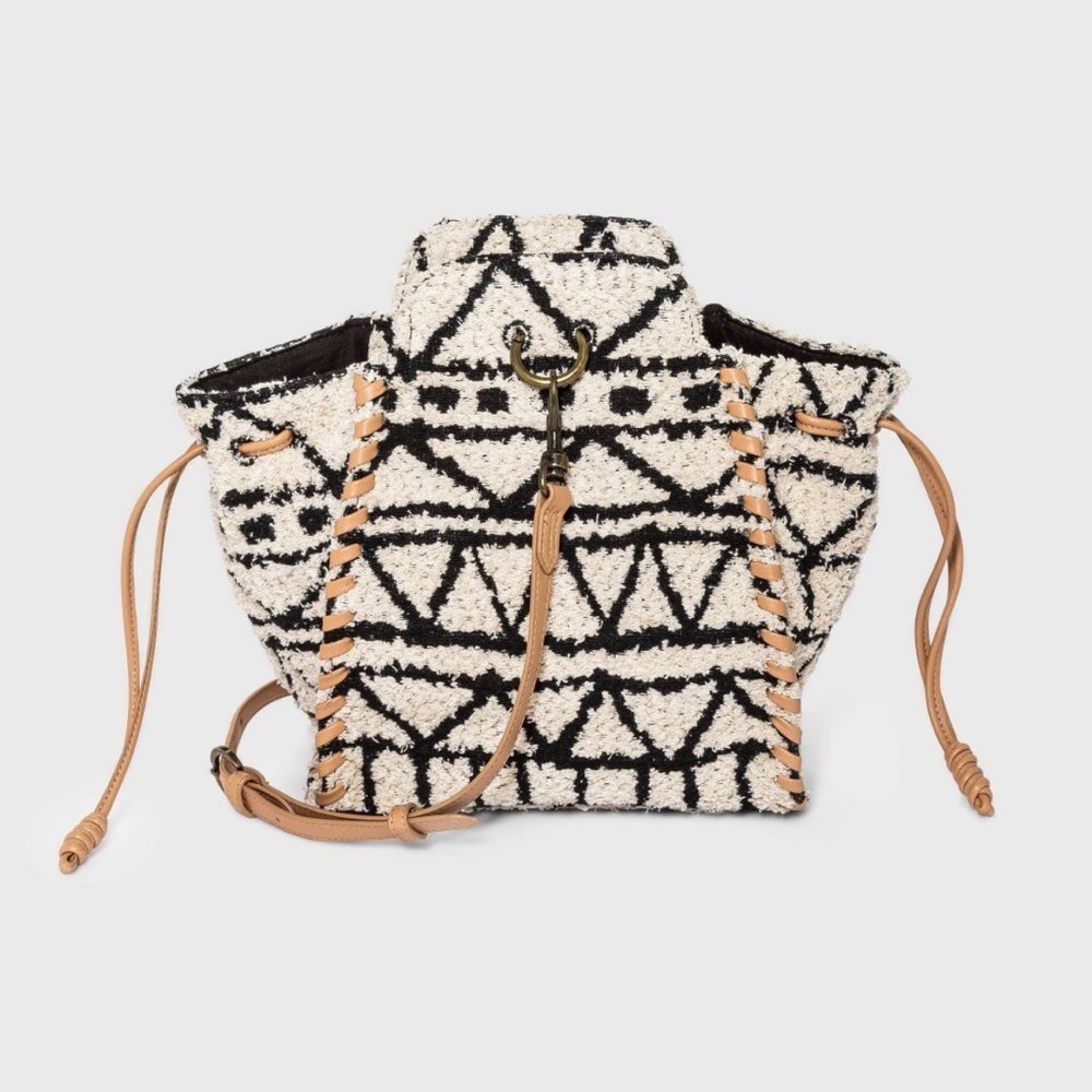 💗 UNIVERSAL THREAD | Medium Sized Boho Cinch Tribal Print Bag Purse